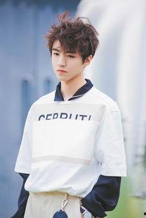 娱乐吃瓜蜀黍王俊凯微博,揭秘娱乐圈幕后故事！”